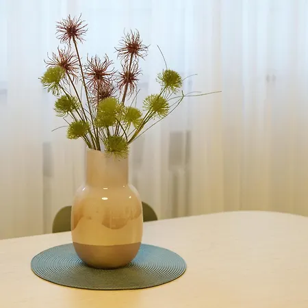 Bg Living & Hosting - Hochwertige Im Zentrum Von - 3 Gaeste, Wlan & Waschmaschine Daire