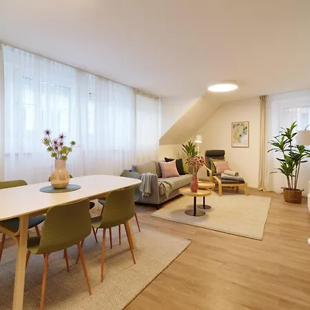 Bg Living & Hosting - Hochwertige Im Zentrum Von - 3 Gaeste, Wlan & Waschmaschine * Wittlich