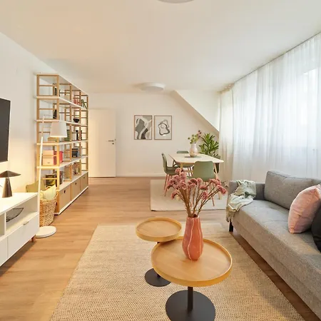 Bg Living & Hosting - Hochwertige Im Zentrum Von - 3 Gaeste, Wlan & Waschmaschine Daire Wittlich