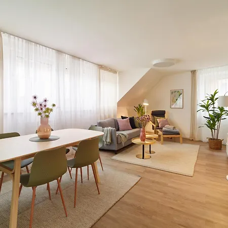 Bg Living & Hosting - - Zentral Mit Terrasse