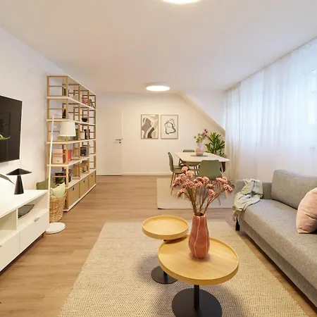 Daire Bg Living & Hosting - Hochwertige Im Zentrum Von - 3 Gaeste, Wlan & Waschmaschine