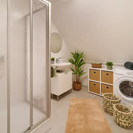 Bg Living & Hosting - Hochwertige Im Zentrum Von - 3 Gaeste, Wlan & Waschmaschine * Wittlich