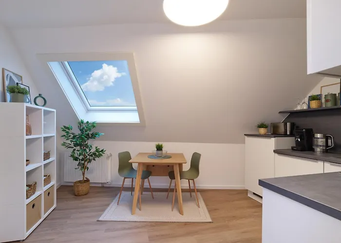 Bg Living & Hosting - Hochwertige Im Zentrum Von - 3 Gaeste, Wlan & Waschmaschine דירה וויטליך