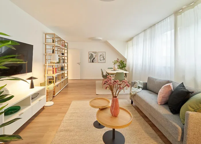 Bg Living & Hosting - Hochwertige Im Zentrum Von - 3 Gaeste, Wlan & Waschmaschine דירה וויטליך